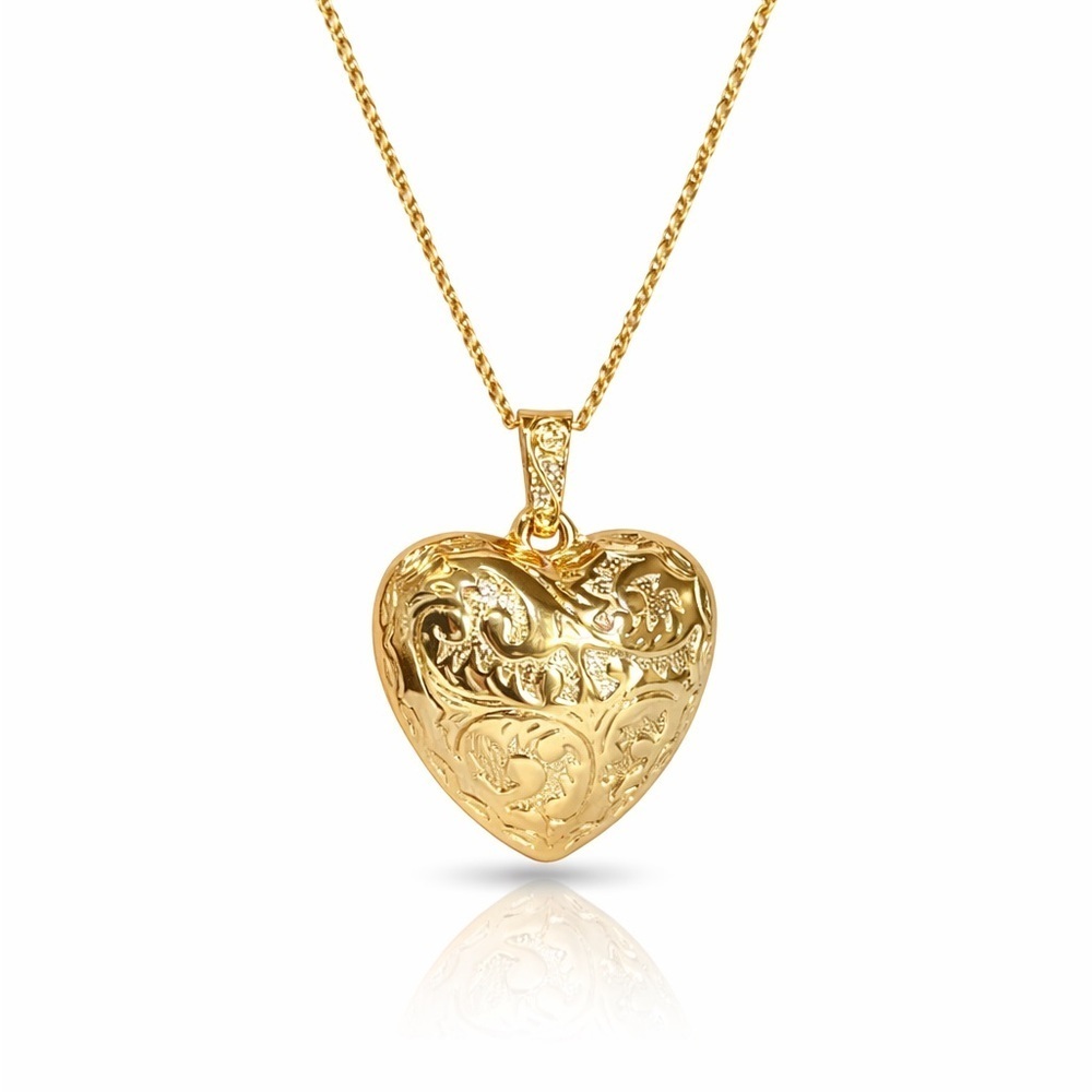 Elegant Gold Heart Pendant Necklace